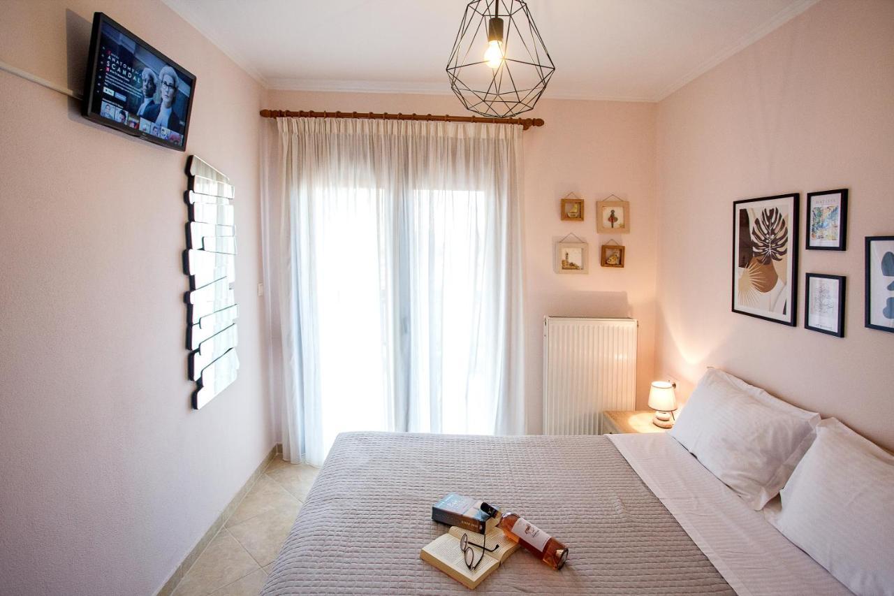 Konstantina & Evgenia Deluxe Apartment Néa Péramos 외부 사진