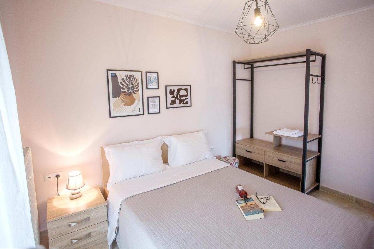 Konstantina & Evgenia Deluxe Apartment Néa Péramos 외부 사진