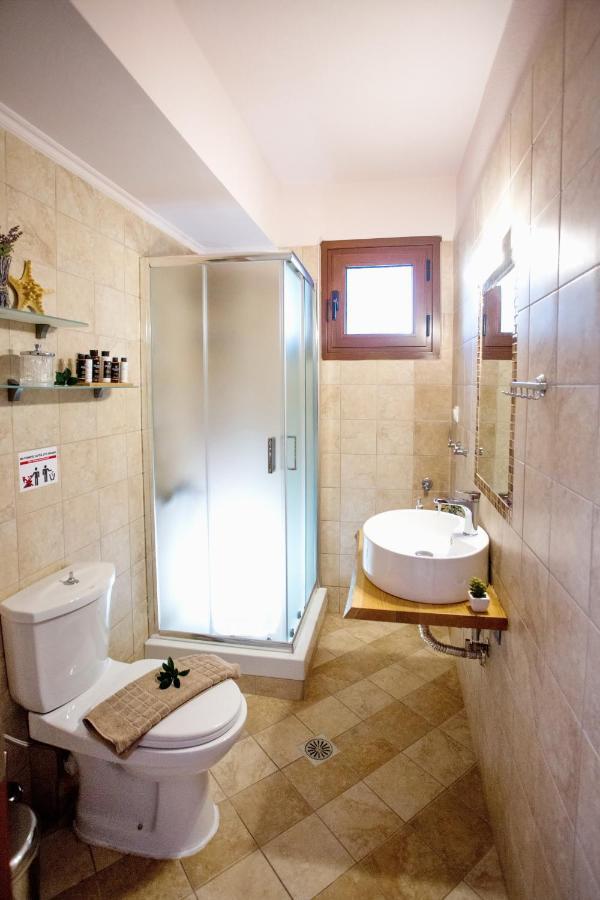 Konstantina & Evgenia Deluxe Apartment Néa Péramos 외부 사진