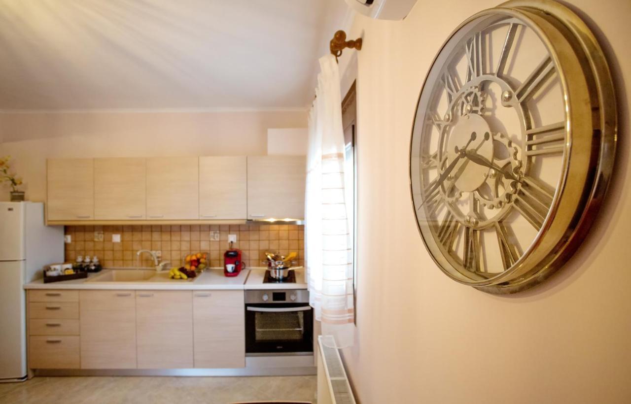 Konstantina & Evgenia Deluxe Apartment Néa Péramos 외부 사진