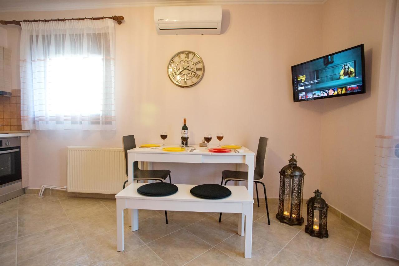 Konstantina & Evgenia Deluxe Apartment Néa Péramos 외부 사진